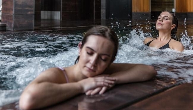 Vero Relax | Percorso SPA di coppia + pernottamento con bottiglia di prosecco e stuzzicheria in camera